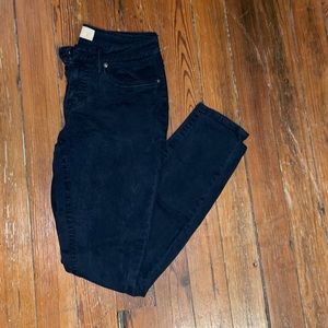 Black skinny jeans